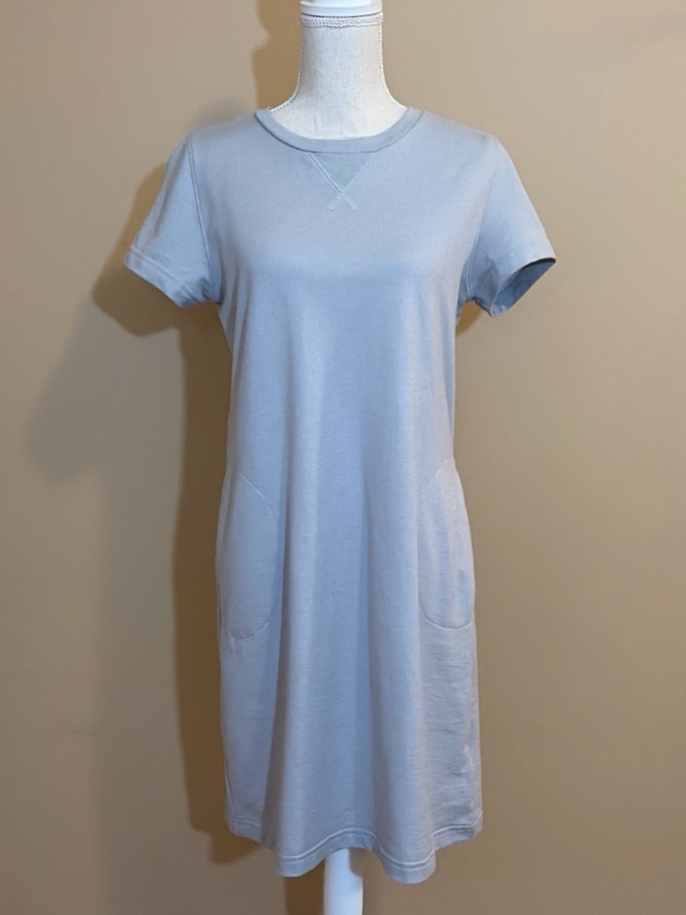 The North Face Light Gray Short Sleeve Slim Fit T-Shirt Dress Medium